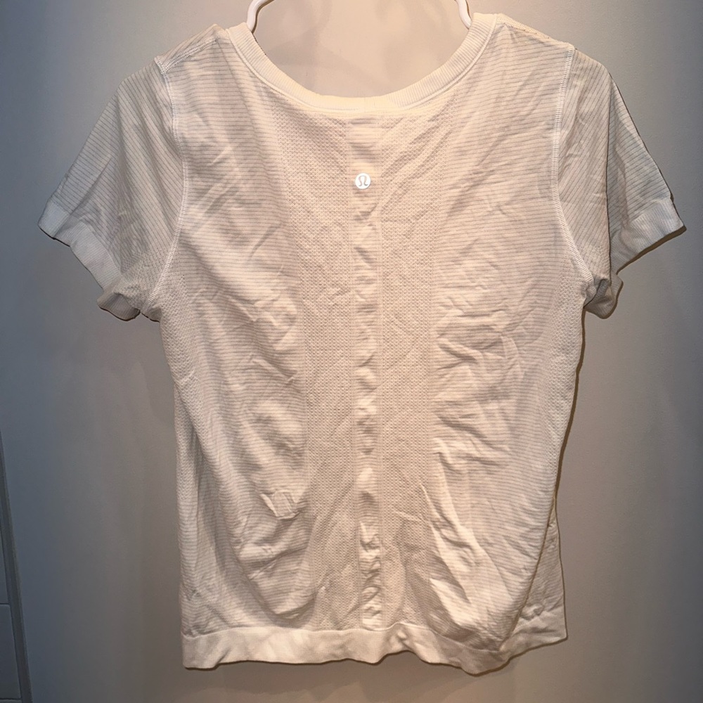 Lululemon swiftly tech shirt